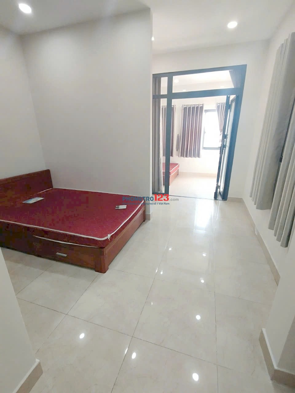 Cho thuê căn 2 phòng ngủ 2wc full nội thất rộng 50m2. Đường Tám Danh. P4. Q8
