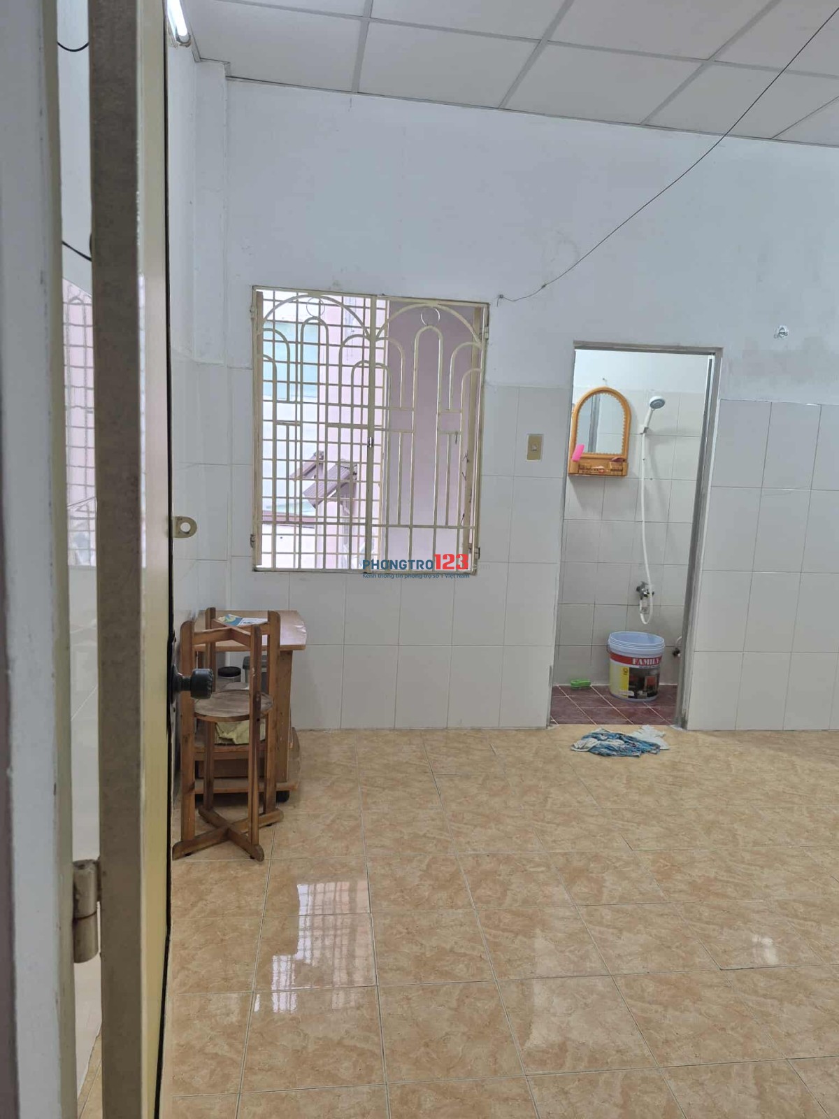 Cho Thuê Phòng Trọ - Q.3 - HCM - liên hệ : 0985424380 Cô Dẫn