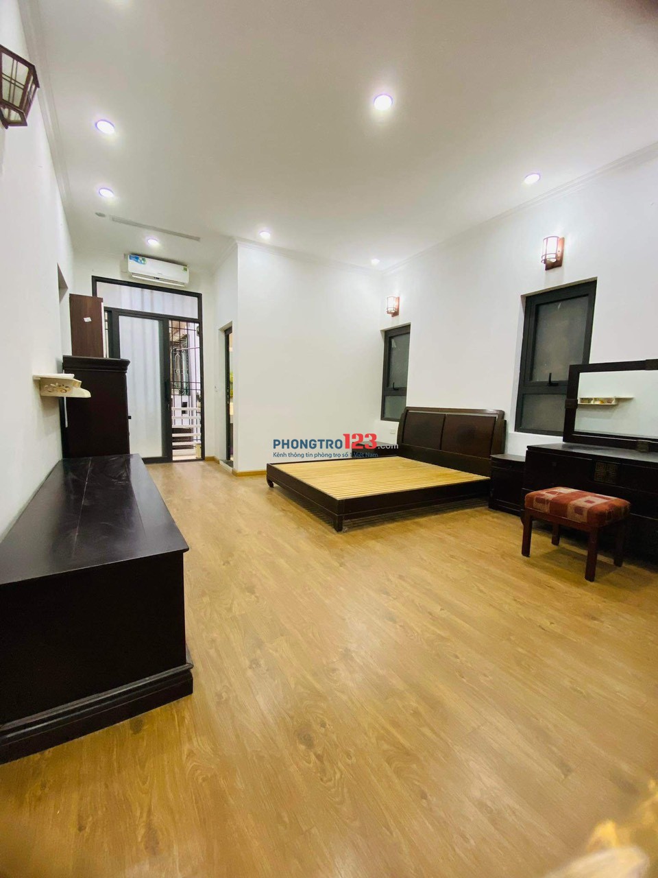 Cho thuê CCMN 30m2 Full đồ 376 Khương Đình - gần Five Star, DH Thăng Long