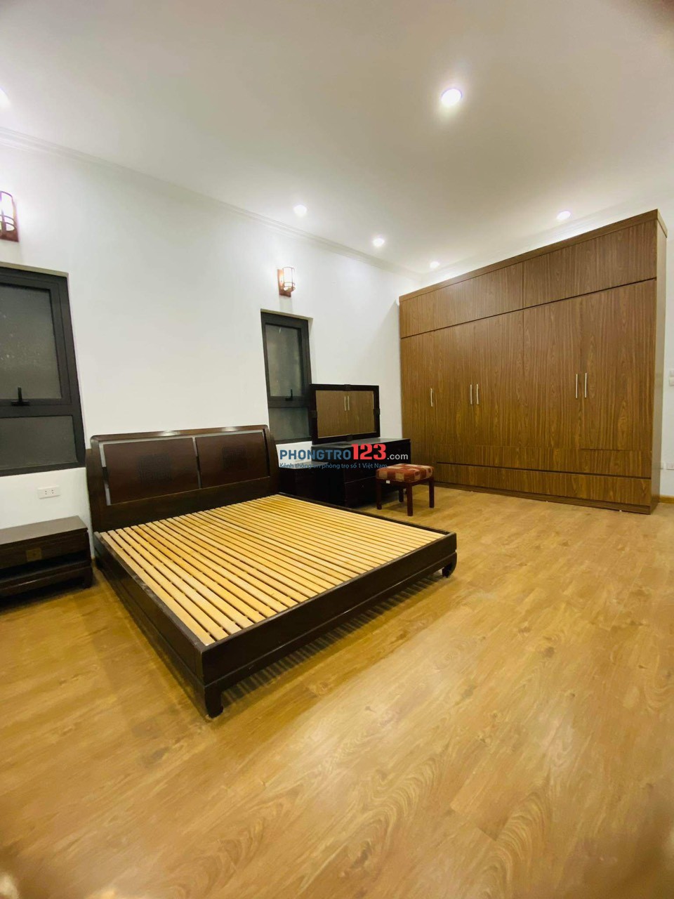 Cho thuê CCMN 30m2 Full đồ 376 Khương Đình - gần Five Star, DH Thăng Long