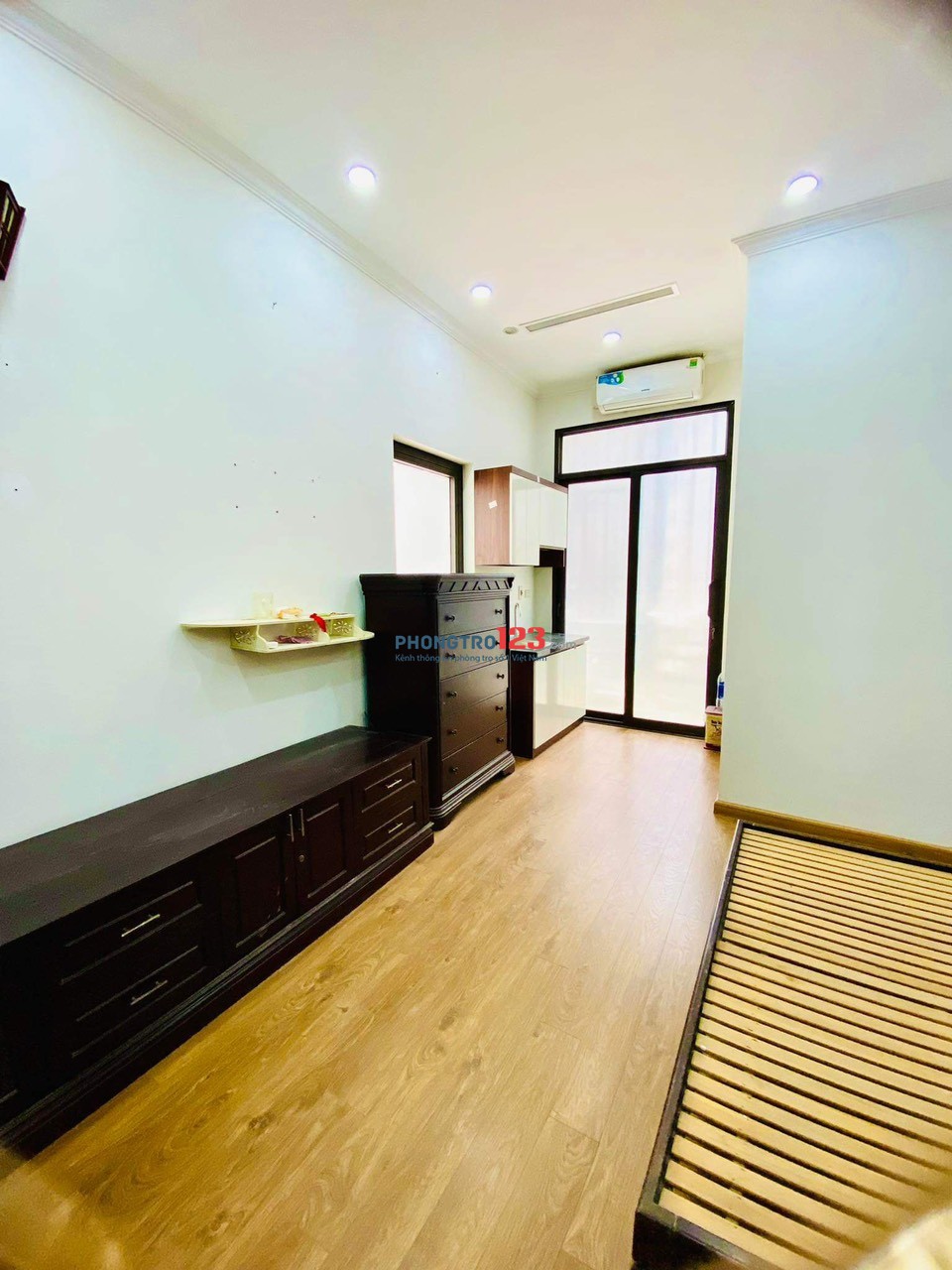Cho thuê CCMN 30m2 Full đồ 376 Khương Đình - gần Five Star, DH Thăng Long