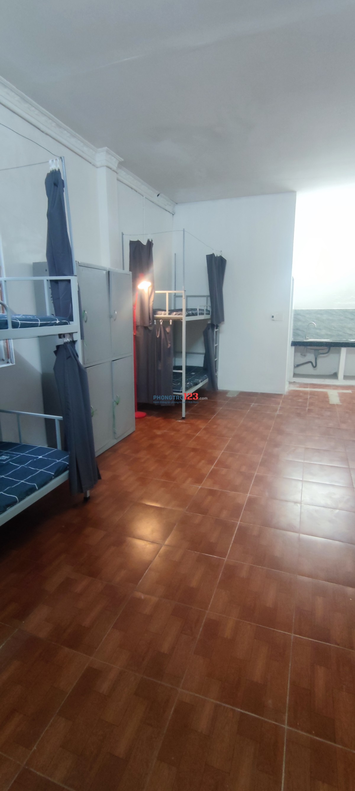 cho thuê phòng trọ 30m2 khép kín cho 4 người ở