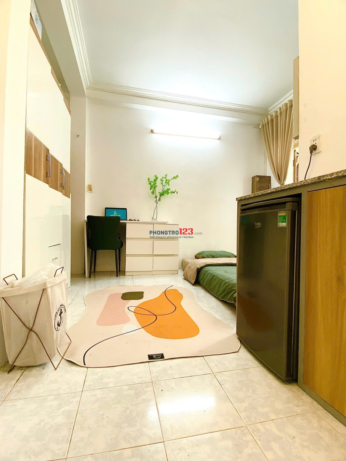 Căn hộ 1 PN ban công lớn full nội thất rộng 30m2 lầu 1, hẻm 137 Trần Đình Xu, Q1. 6 tr/th