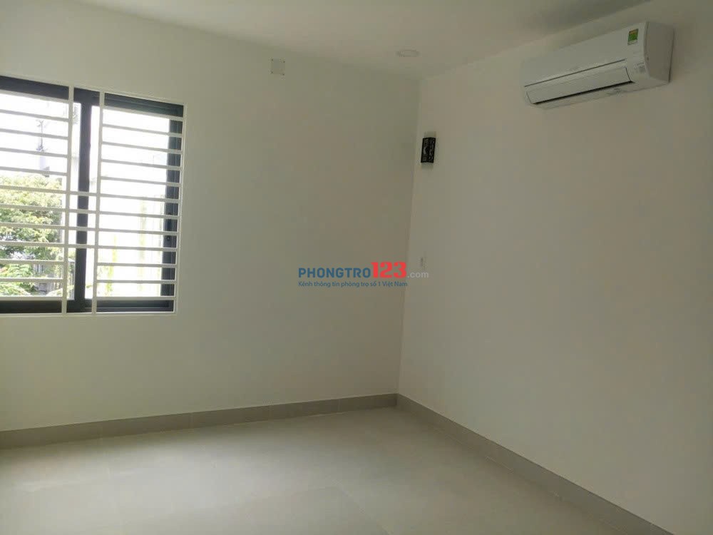 Nhà nguyên căn 4pn trần hữu trang gần hồ biểu chánh mai văn ngọc