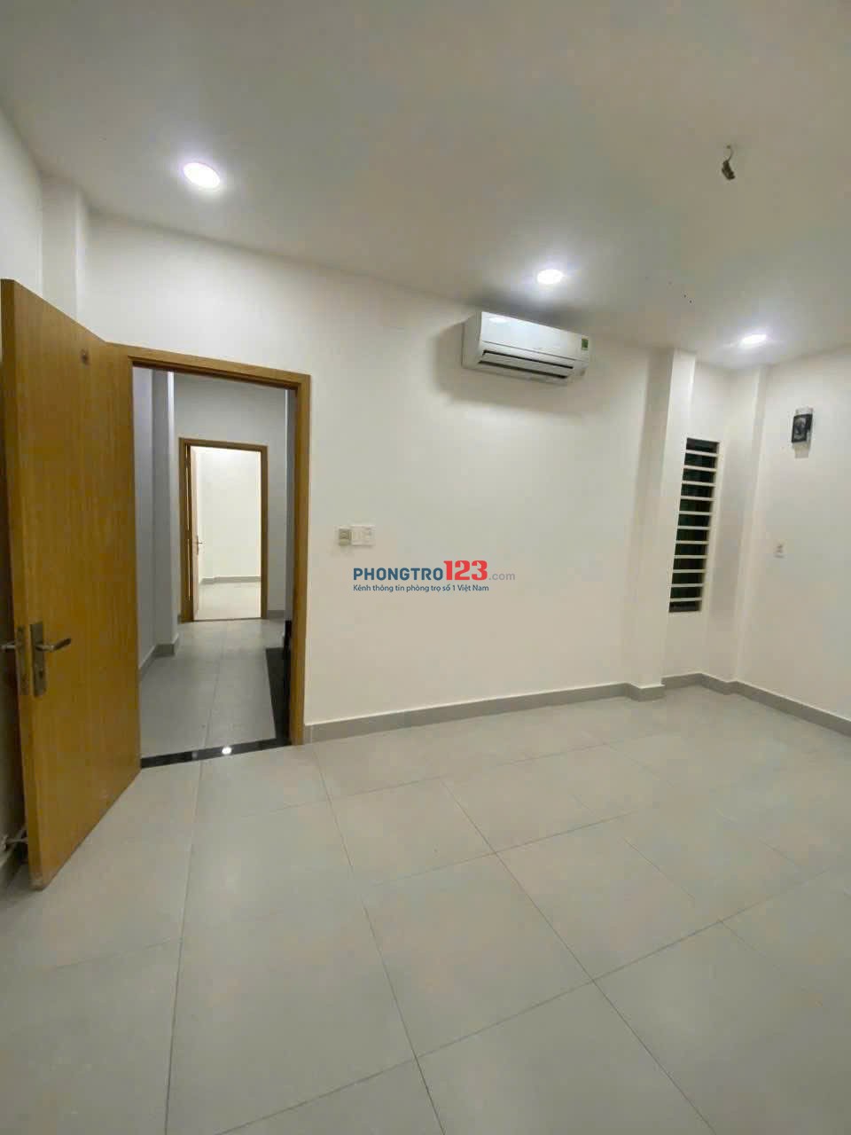 Nhà nguyên căn 4pn trần hữu trang gần hồ biểu chánh mai văn ngọc