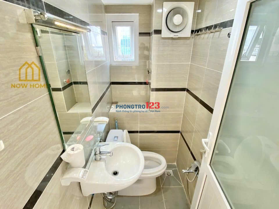 PHÒNG BAN CÔNG FULL NT 30m2 MỚI UNG VĂN KHIÊM GẦN ĐH Hutech, GTVT, UEF, Ngoại Thương