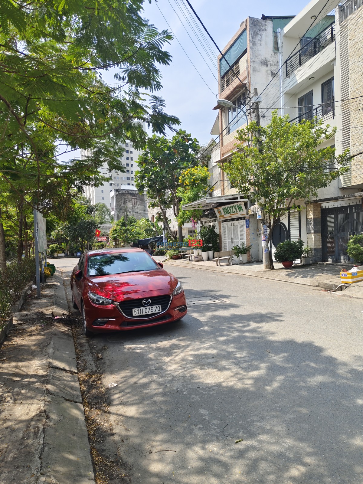 KHU PHAN VĂN HỚN Q12: CÒN 1 phòng LẦU 1, CÓ GÁC, WC RIÊNG. KHÔNG CHUNG CHỦ, CHÍNH CHỦ CHO THUÊ !!!!!