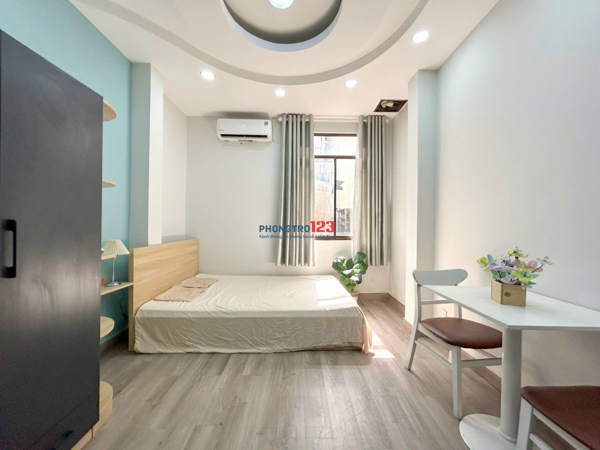 Phòng trọ cho thuê ngay trung tâm quận 1 - đường Nguyễn Huy Tự Quận 1 - Gần đại học kinh tế TPHCM