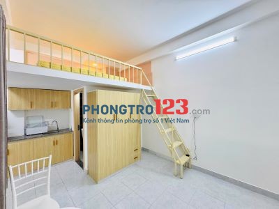 DUPLEX NGAY TRƯỜNG VĂN LANG - BAN CÔNG