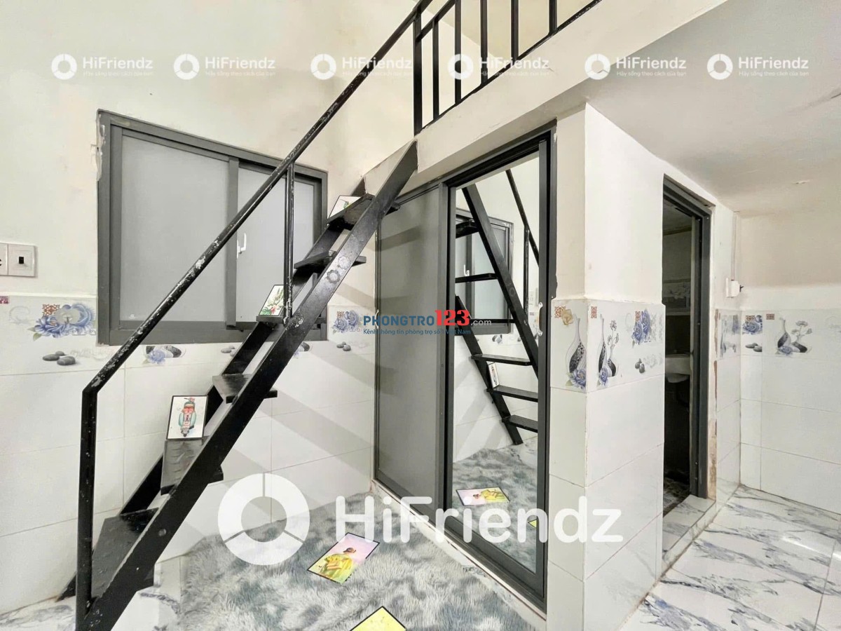 phòng trọ MÁY LẠNH - GÁC CAO - TỦ QUẦN ÁO ở NGÃ 4 BỐN XÃ ngay TÂN PHÚ