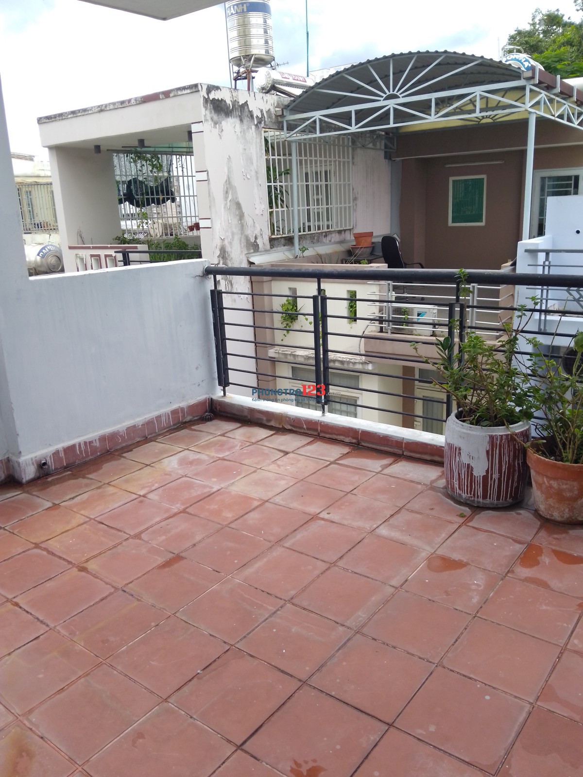Cho Thuê Nhà Nguyên Căn 3 Tầng + Sân Thượng, Đường Nguyễn Tuyển, Hẻm Ô Tô, Khu Văn Hóa Dân Trí Cao
