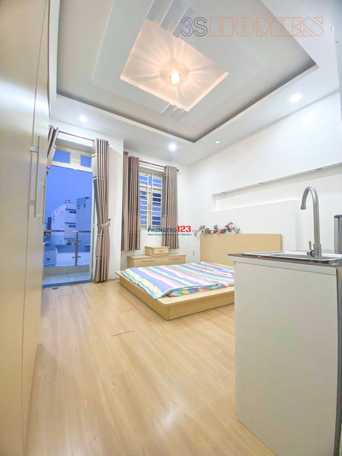 Phòng ban công- full đồ tại Tân bình siêu rẻ