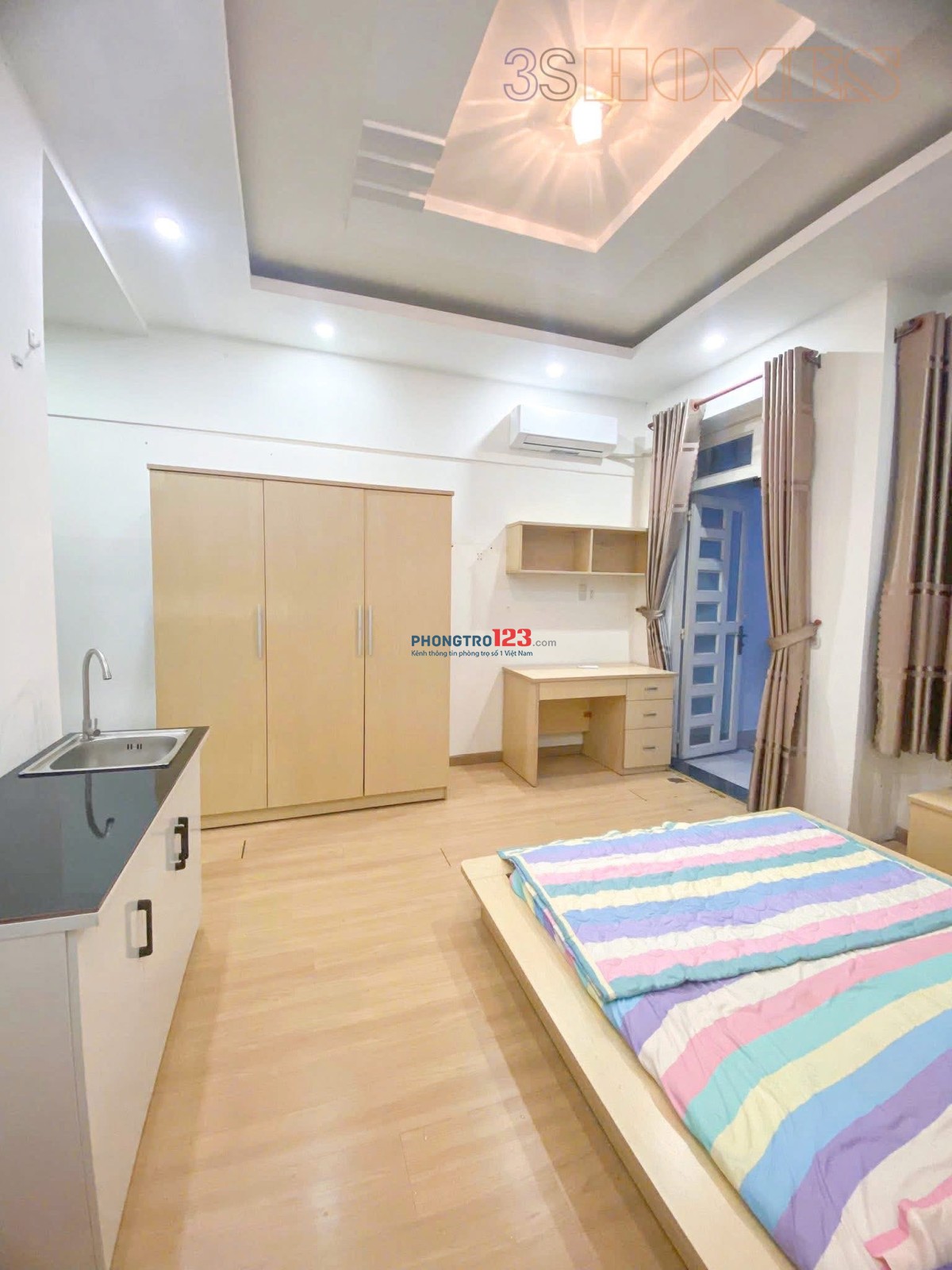 Phòng ban công- full đồ tại Tân bình siêu rẻ
