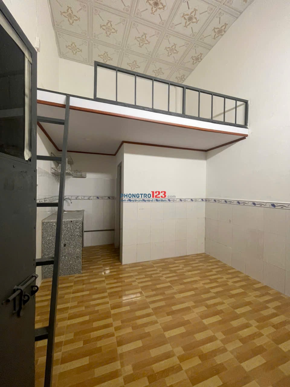 Dãy trọ Nằm Đường Bế Văn Đàn sát Phạm Văn Đồng - Linh Tây cho thuê