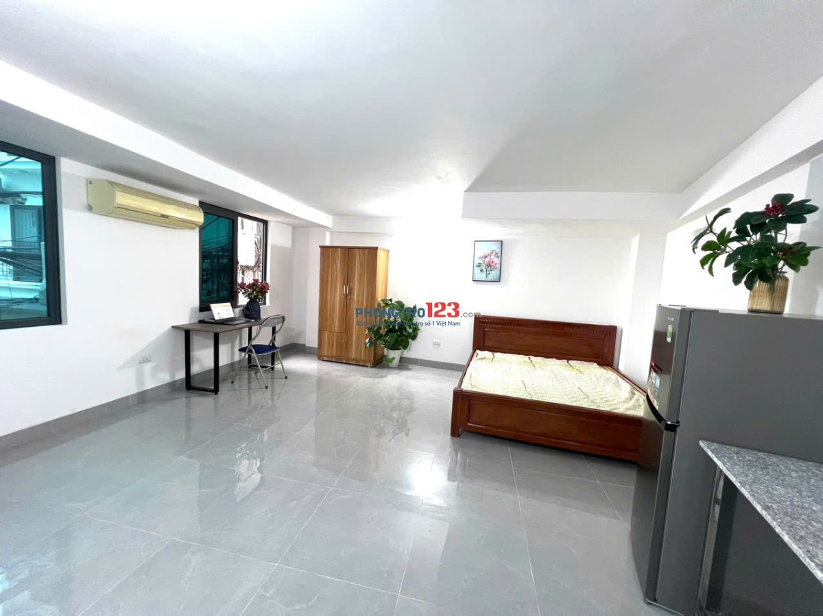 Cho thuê phòng trọ Nguyên Xá 32m2 giá 3,6 Gần Đại học công Nghiệp, nhà thang máy