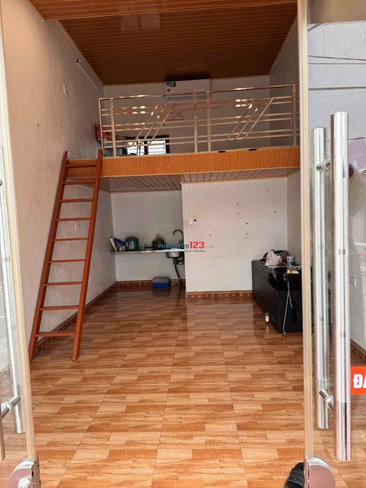 NHƯỢNG PHÒNG 30M² CÓ GÁC LỬNG – MẶT ĐƯỜNG CUỐI LŨNG ĐÔNG, ĐẰNG HẢI, HẢI AN, HẢI PHÒNG - GIÁ RẺ