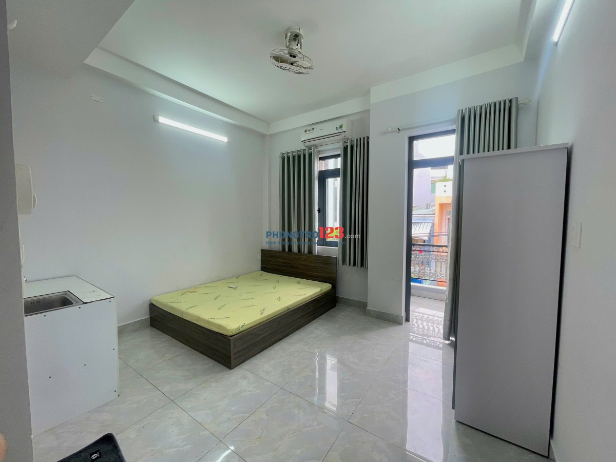 TRỐNG LẠI 2P STUDIO CỬA SỔ TRỜI, BANCOL FULL NỘI THẤT NGAY TÂN SƠN NHÌ