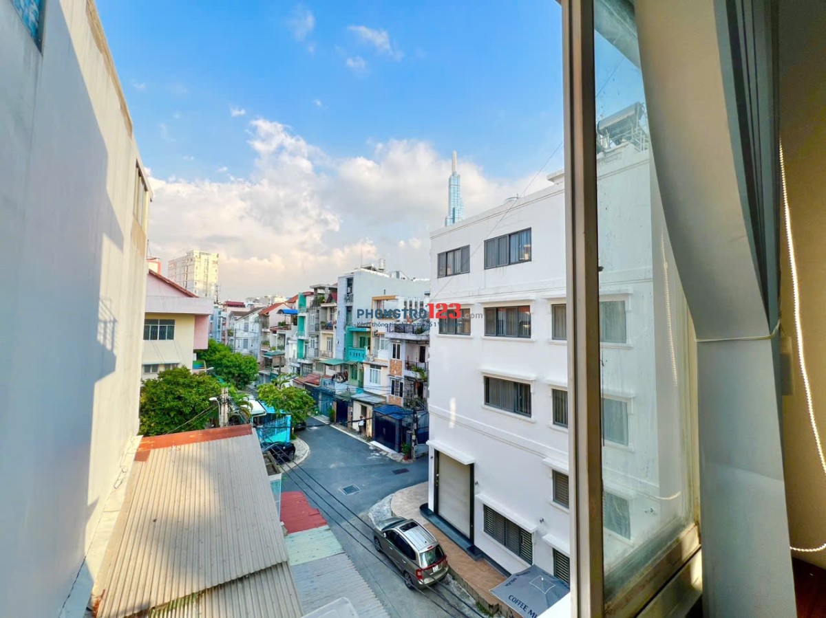 STUDIO CỬA SỔ TRỜI ĐI BỘ QUA HUTECH, 5 PHÚT QUA UEF, GTVT, NGOẠI THƯƠNG