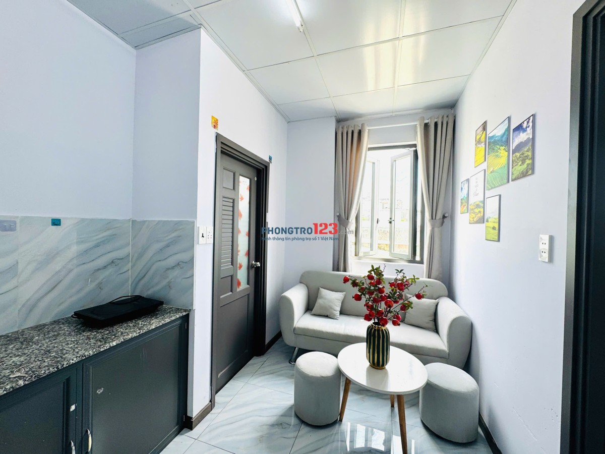 Đúng ảnh đúng giá Tòa nhà tiện nghi có thang máy Tách bếp