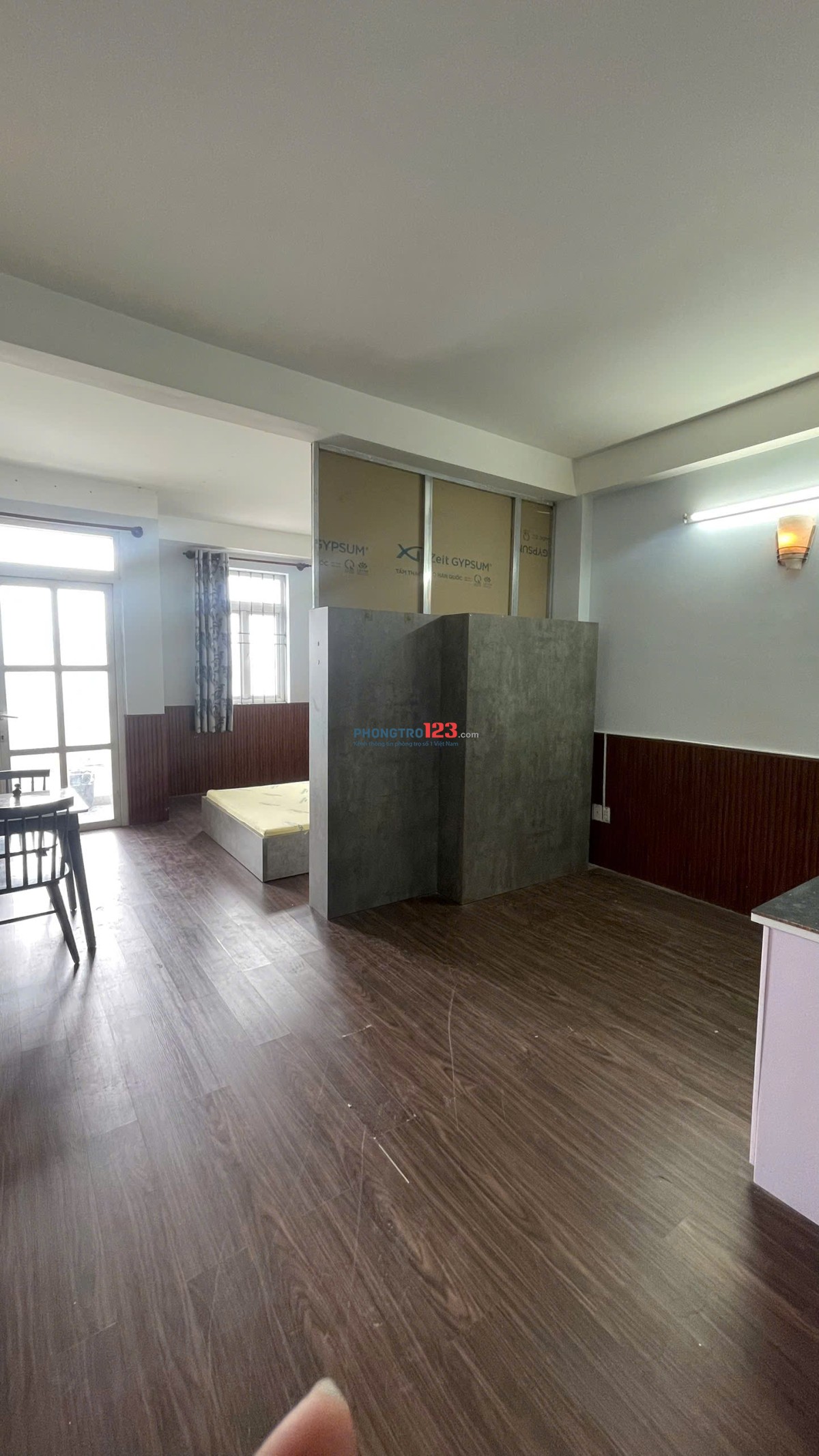 1PN NỘI THẤT CƠ BẢN NGAY CHỢ HƯƠNG LỘ 2 - NGÃ TƯ BỐN XÃ RỘNG 50M2