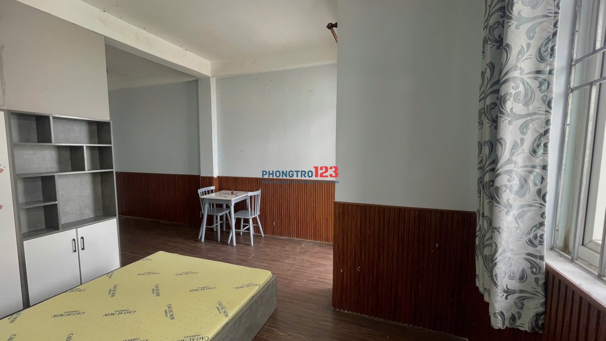 1PN NỘI THẤT CƠ BẢN NGAY CHỢ HƯƠNG LỘ 2 - NGÃ TƯ BỐN XÃ RỘNG 50M2