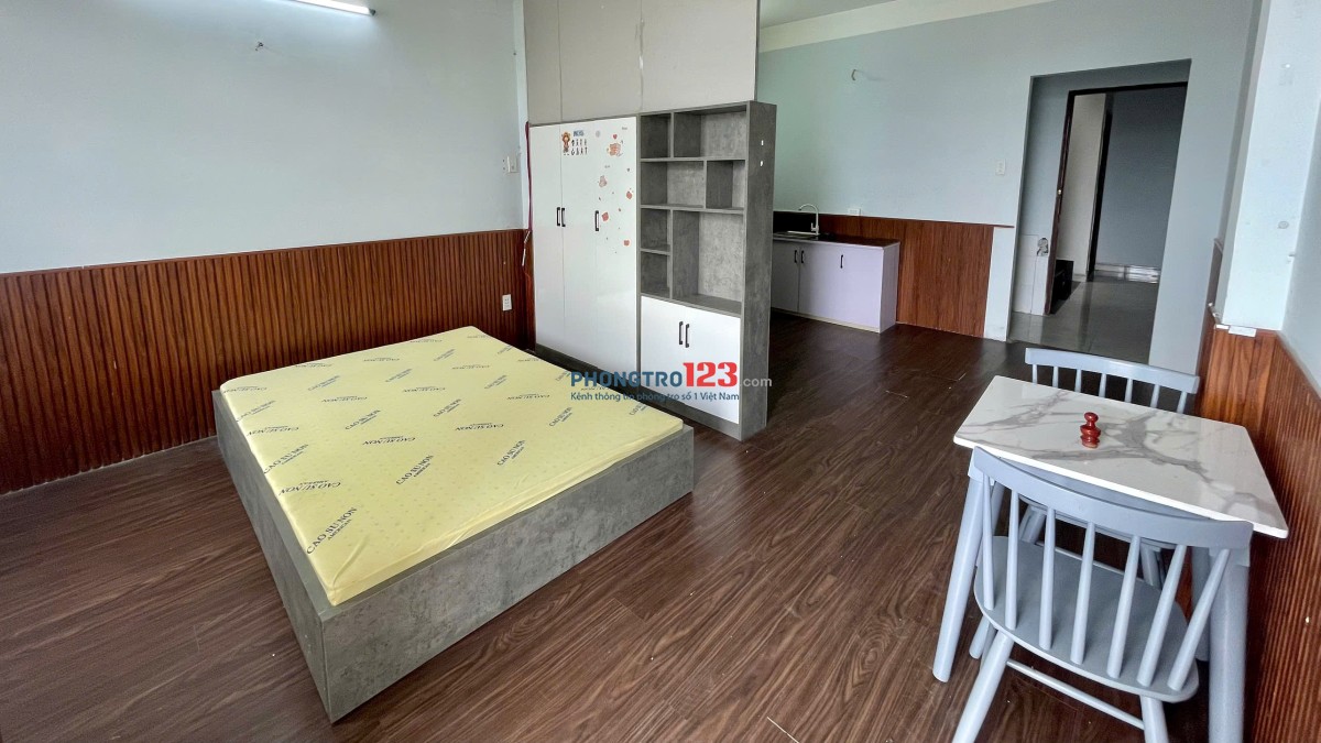 1PN NỘI THẤT CƠ BẢN NGAY CHỢ HƯƠNG LỘ 2 - NGÃ TƯ BỐN XÃ RỘNG 50M2