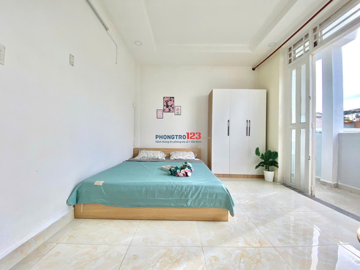 Cho thuê phòng trọ mới, Ban công, 35m2 - Full NT - Gần đại học Công nghiệp, Văn Lang,...