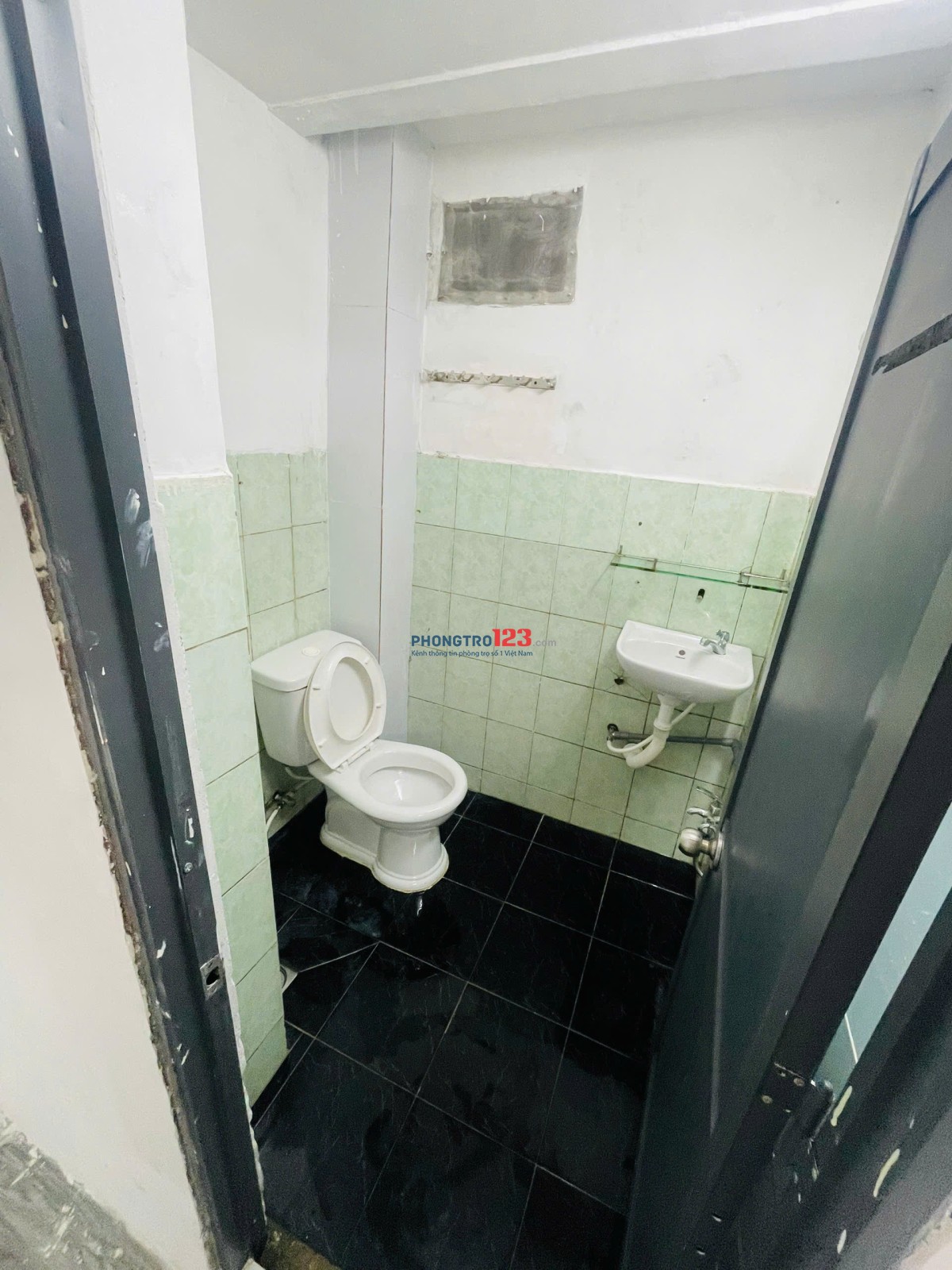 Phòng phan văn hân ngay cầu thị nghè, hàng xanh, hướng ntmk q1
