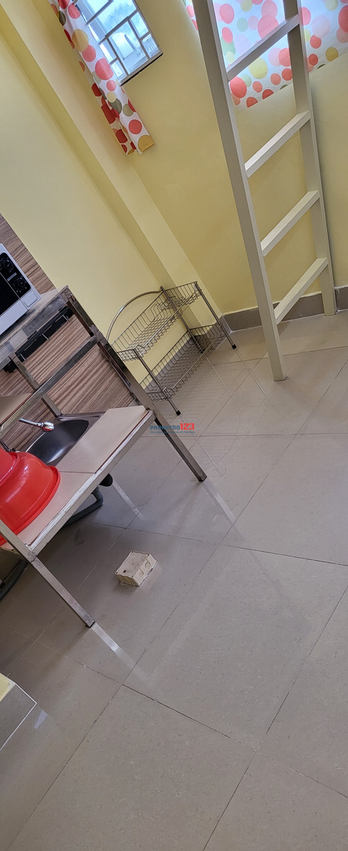 Phòng có gác, cửa sổ lớn, tủ lạnh, lò nướng vi sóng, Lê Lai Phường 3 Gò Vấp TPHCM