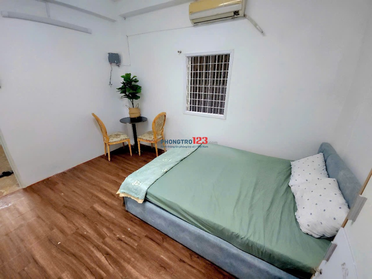 PHòng tách bếp sư vạn ngay Hùng Vương UEH CS B Bệnh viện 30/4