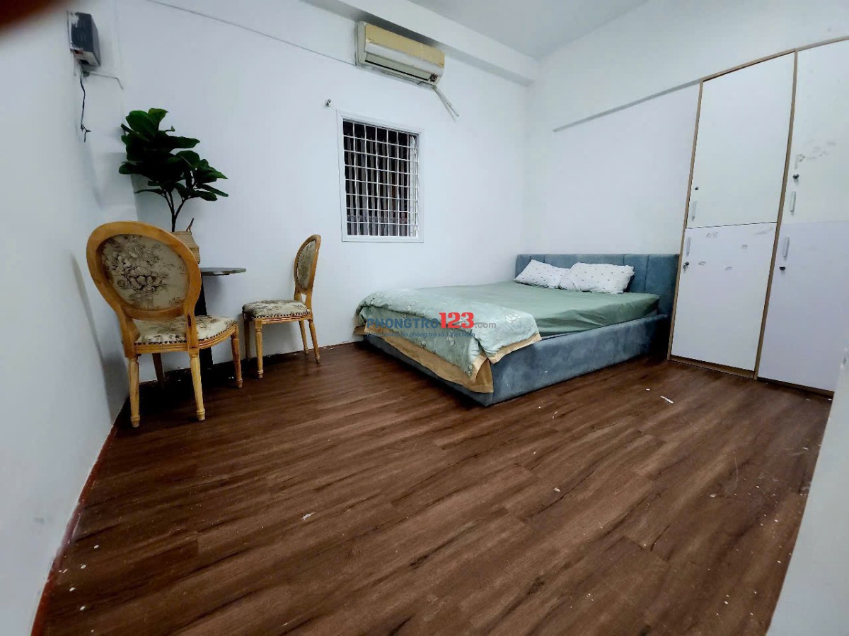 PHòng tách bếp sư vạn ngay Hùng Vương UEH CS B Bệnh viện 30/4