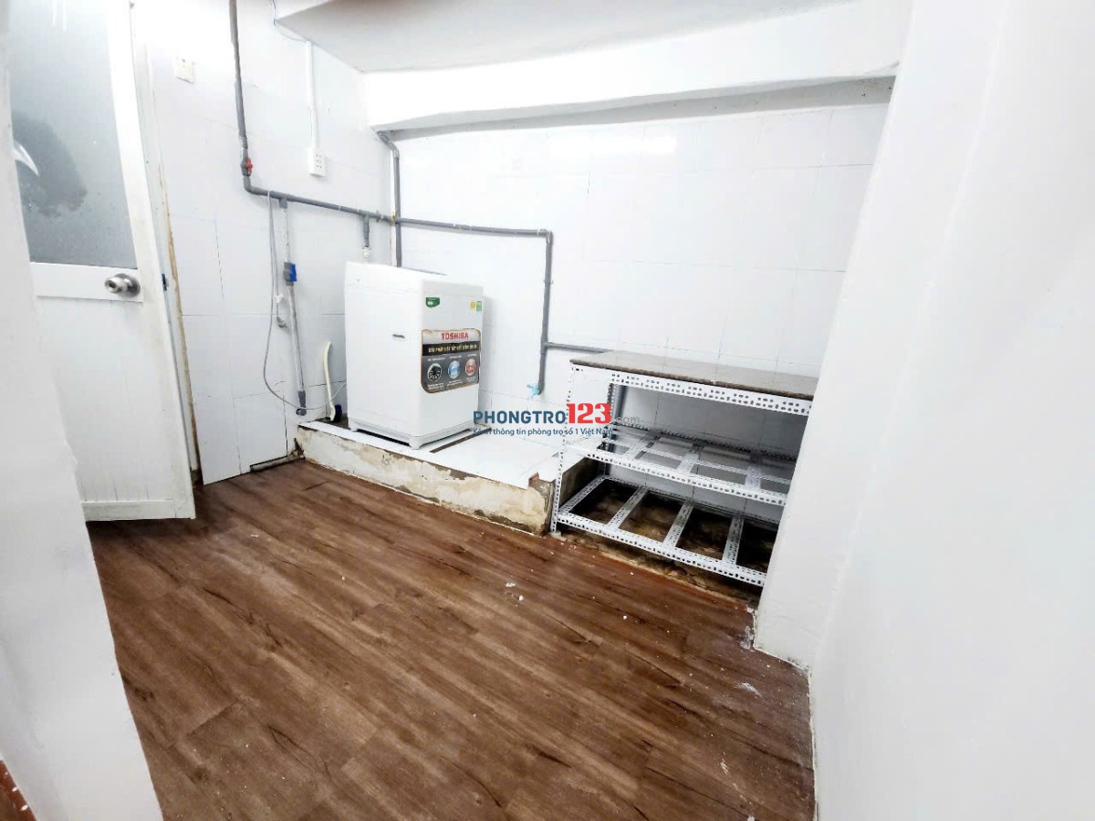 PHòng tách bếp sư vạn ngay Hùng Vương UEH CS B Bệnh viện 30/4