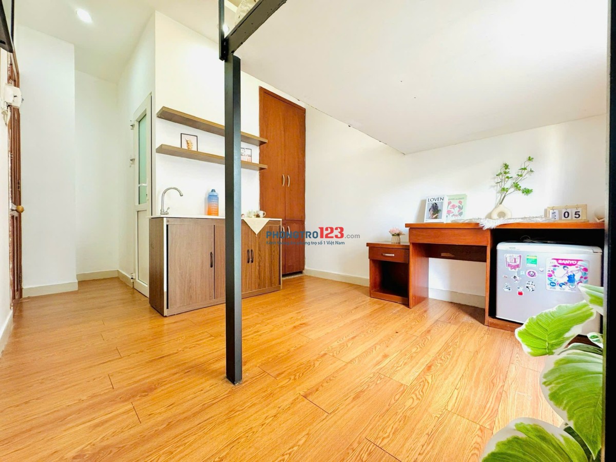 PHÒNG 35m2 NGAY CÔNG VIÊN HOÀNG VĂN THỤ, quận Tân Bình