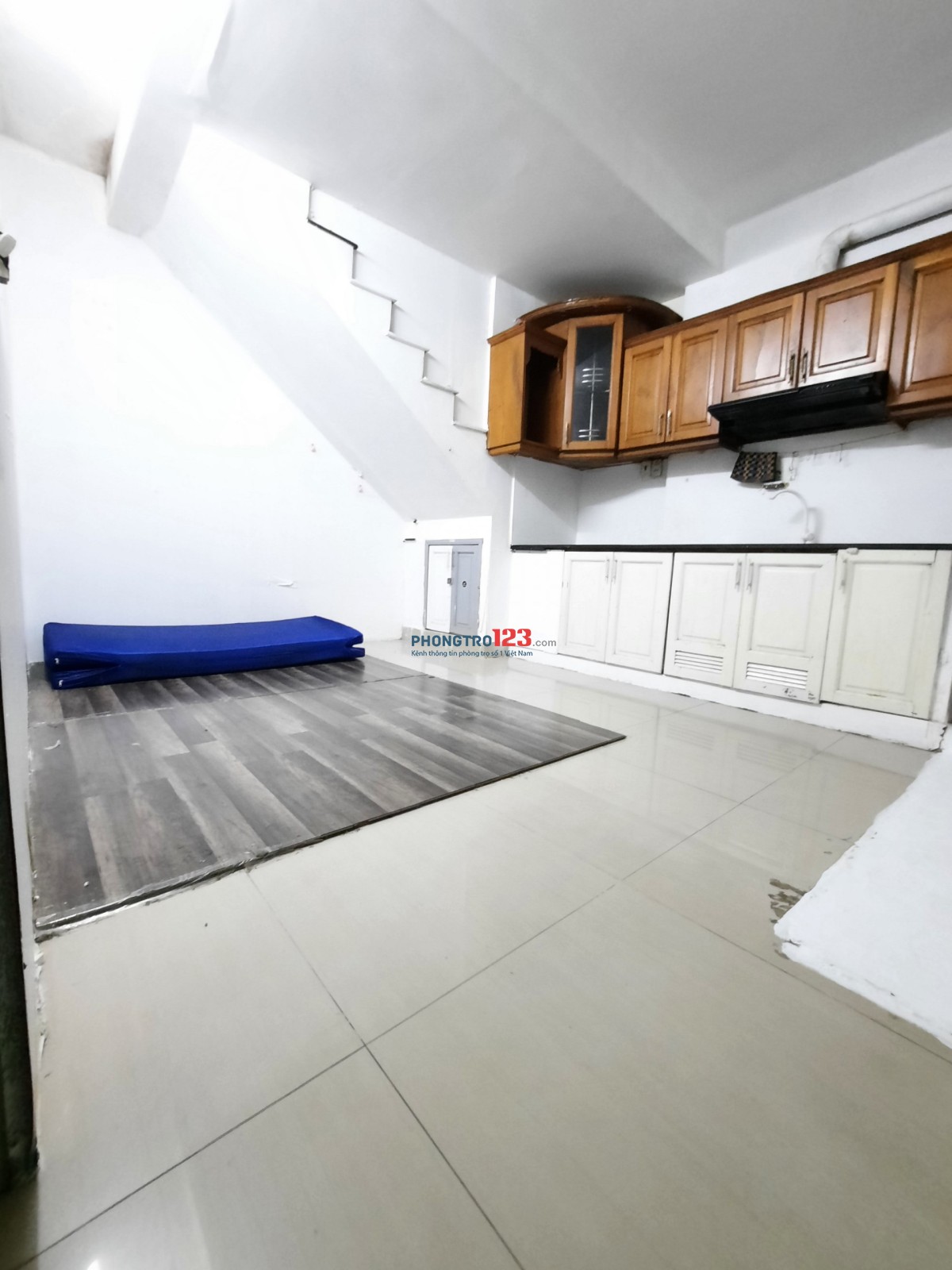 PHÒNG CỬA SỔ SẠCH ĐẸP THOÁNG MÁT, GIỜ TỰ DO NGAY TRẦN QUANG DIỆU