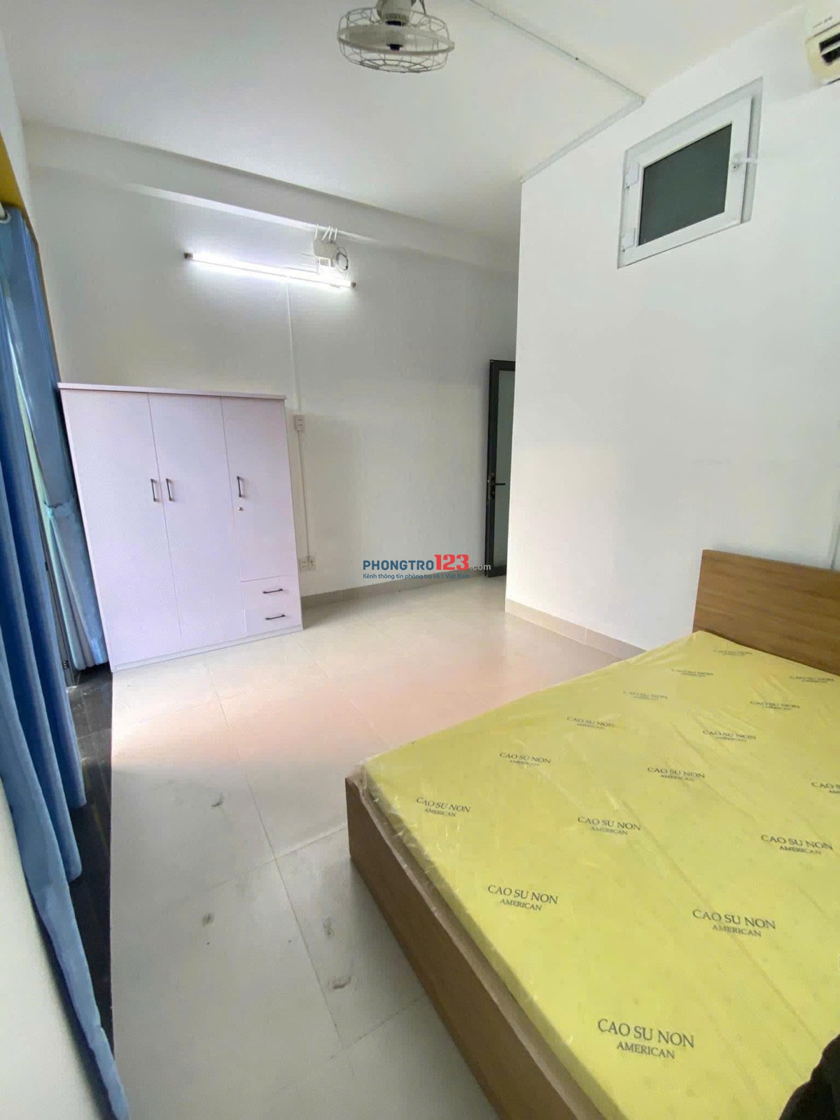 CHO THUÊ PHÒNG 34m2 CÓ CỬA SỔ VÀ BAN CÔNG LỚN Ở BÌNH THẠNH ĐỐI DIỆN ĐẠI HỌC VĂN LANG