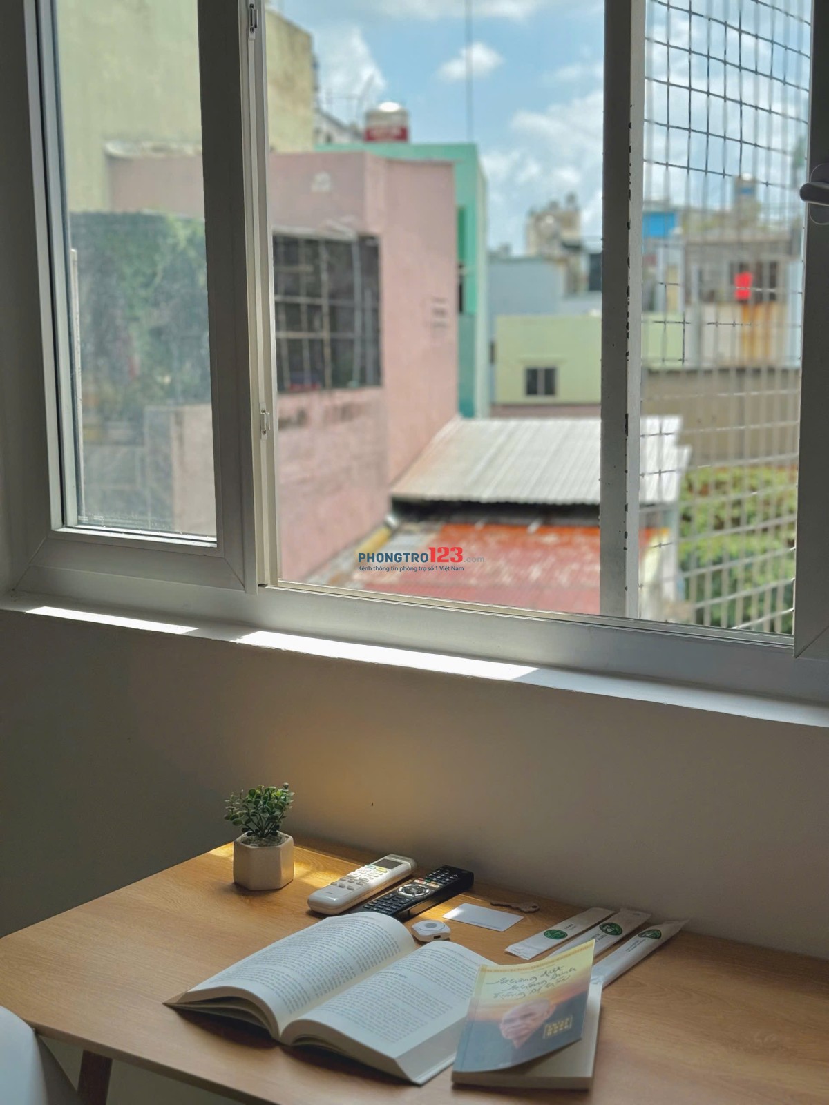 CHO THUÊ CĂN HỘ STUDIO TRUNG TÂM QUẬN 10 GIÁ RẺ - gần 3/2 , Cách Mạng tháng 8 (CMT 8 , Vạn Hạnh Mall