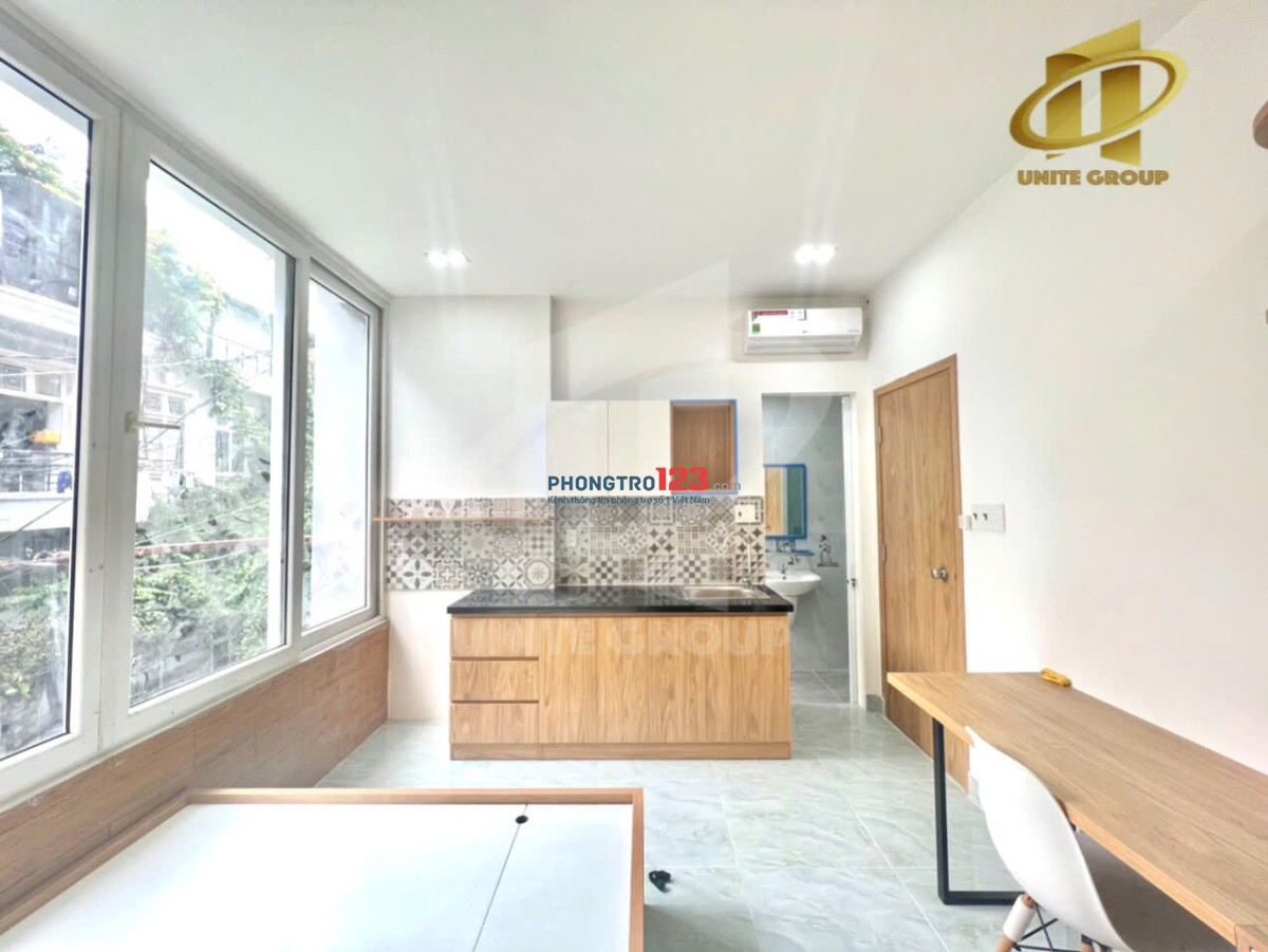 PHÒNG TRỌ FULL NỘI THẤT CỬA SỔ LỚN THOÁNG MÁT DECOR SIÊU ĐẸP NGAY GẦN ĐẠI HỌC UEF, HUTECH, HỒNG BÀNG