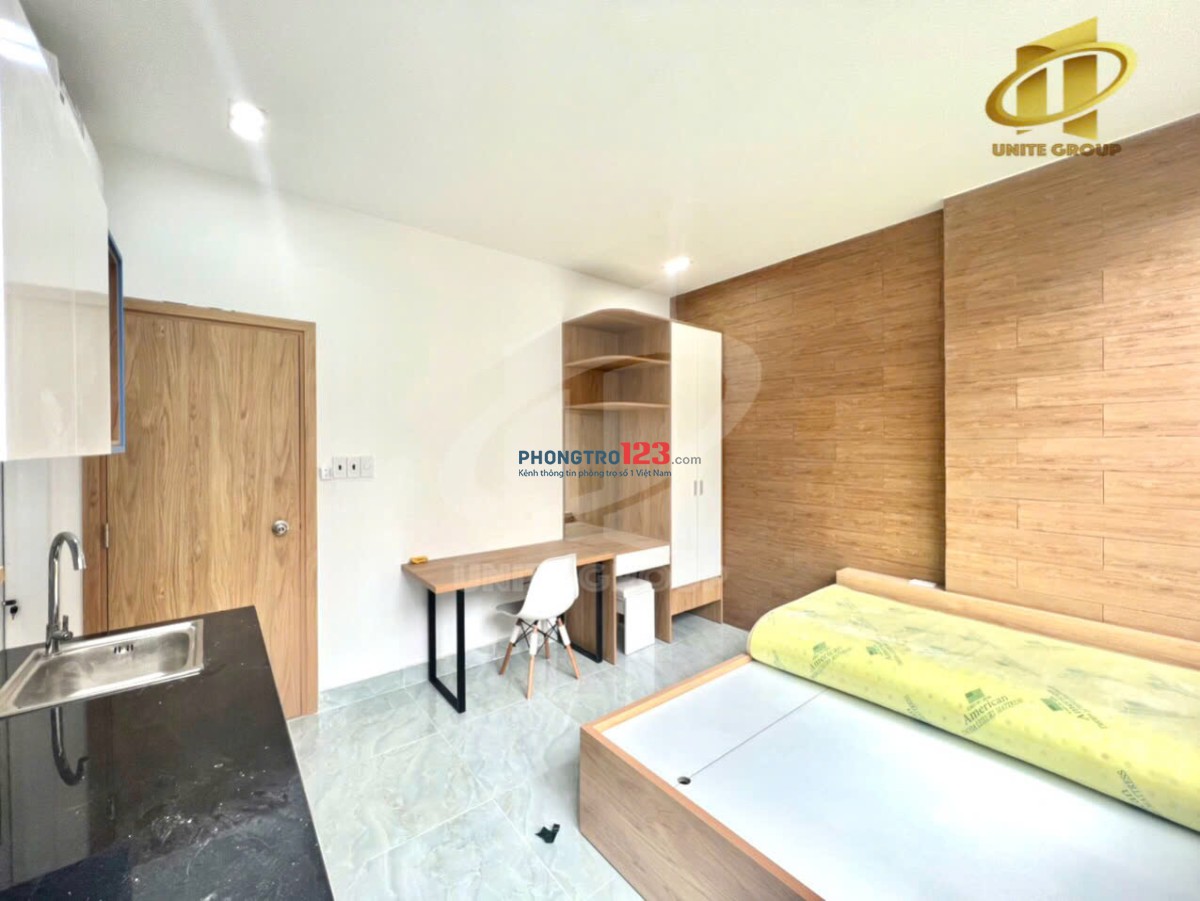 PHÒNG TRỌ FULL NỘI THẤT CỬA SỔ LỚN THOÁNG MÁT DECOR SIÊU ĐẸP NGAY GẦN ĐẠI HỌC UEF, HUTECH, HỒNG BÀNG