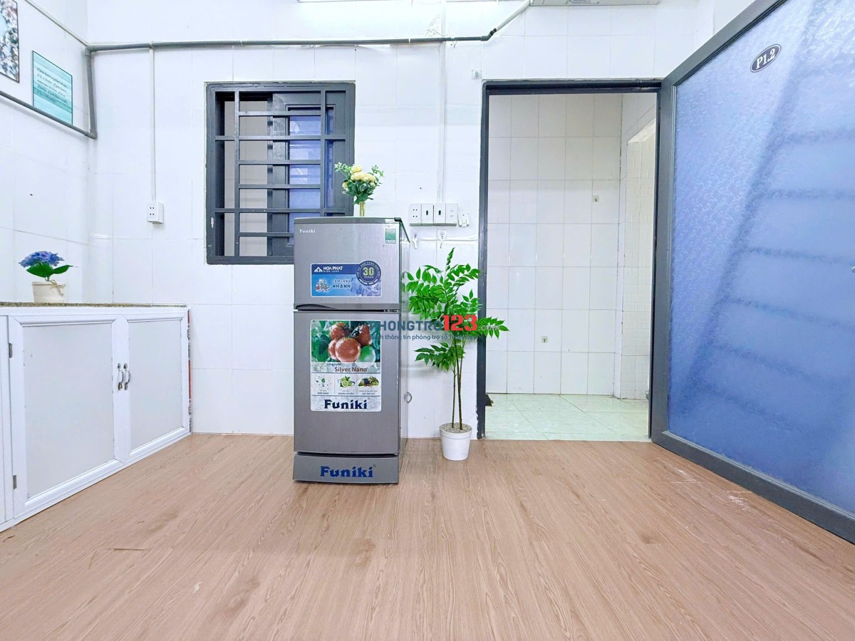 Cho Thuê Căn Hộ Có Gác 20m2 Full Nội Thất Cửa Sổ Thoáng – Khu ETown Tân Bình