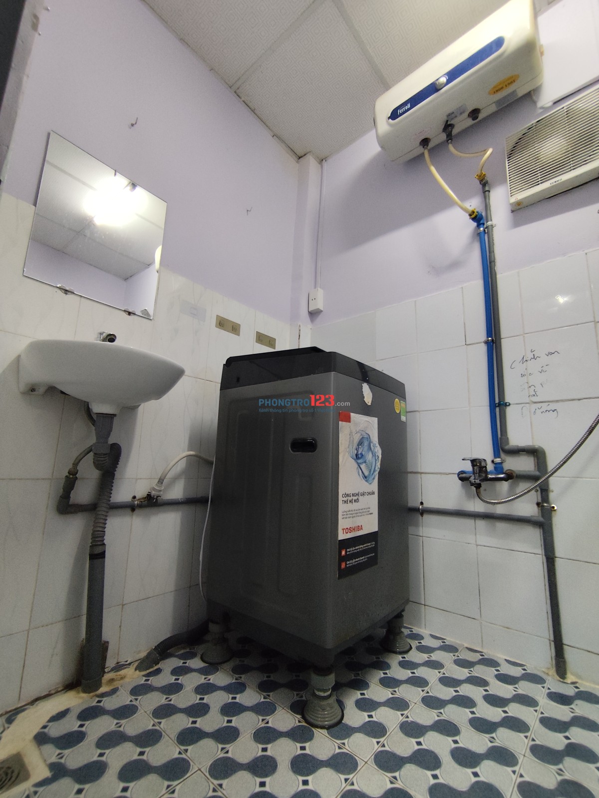 Nhà mini riêng biệt , nội thất đầy đủ, ở ngay