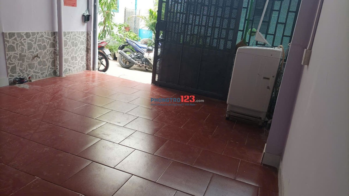 Phòng 3,2tr. Tối đa 1ng 1xe là sinh viên/ nv văn phòng. Xe rộng rãi