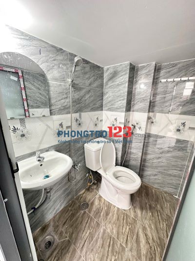 PHÒNG BAN CÔNG GIƯỜNG TẦNG GIÁ 4TR