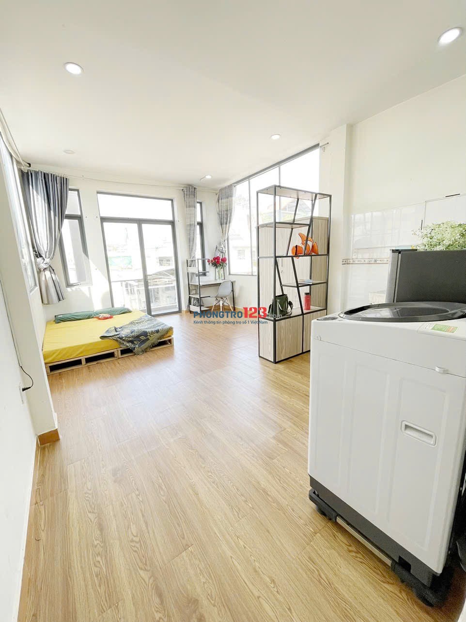 PHÒNG RỘNG 45m2 FULL NT BAN CÔNG ĐƯỜNG PHAN VĂN TRỊ GẦN ĐẠI HỌC VĂN LANG, CÔNG NGHIỆP