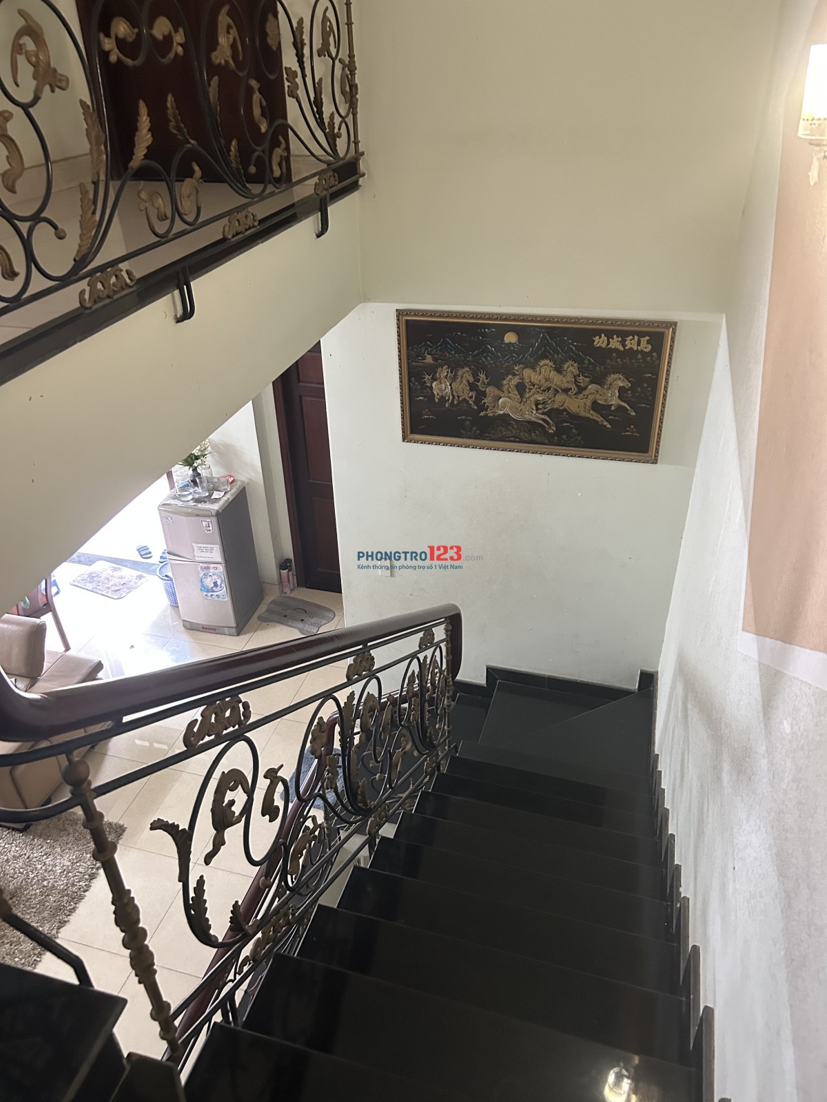 Phòng cho thuê trong căn biệt thự cao cấp tại Q9