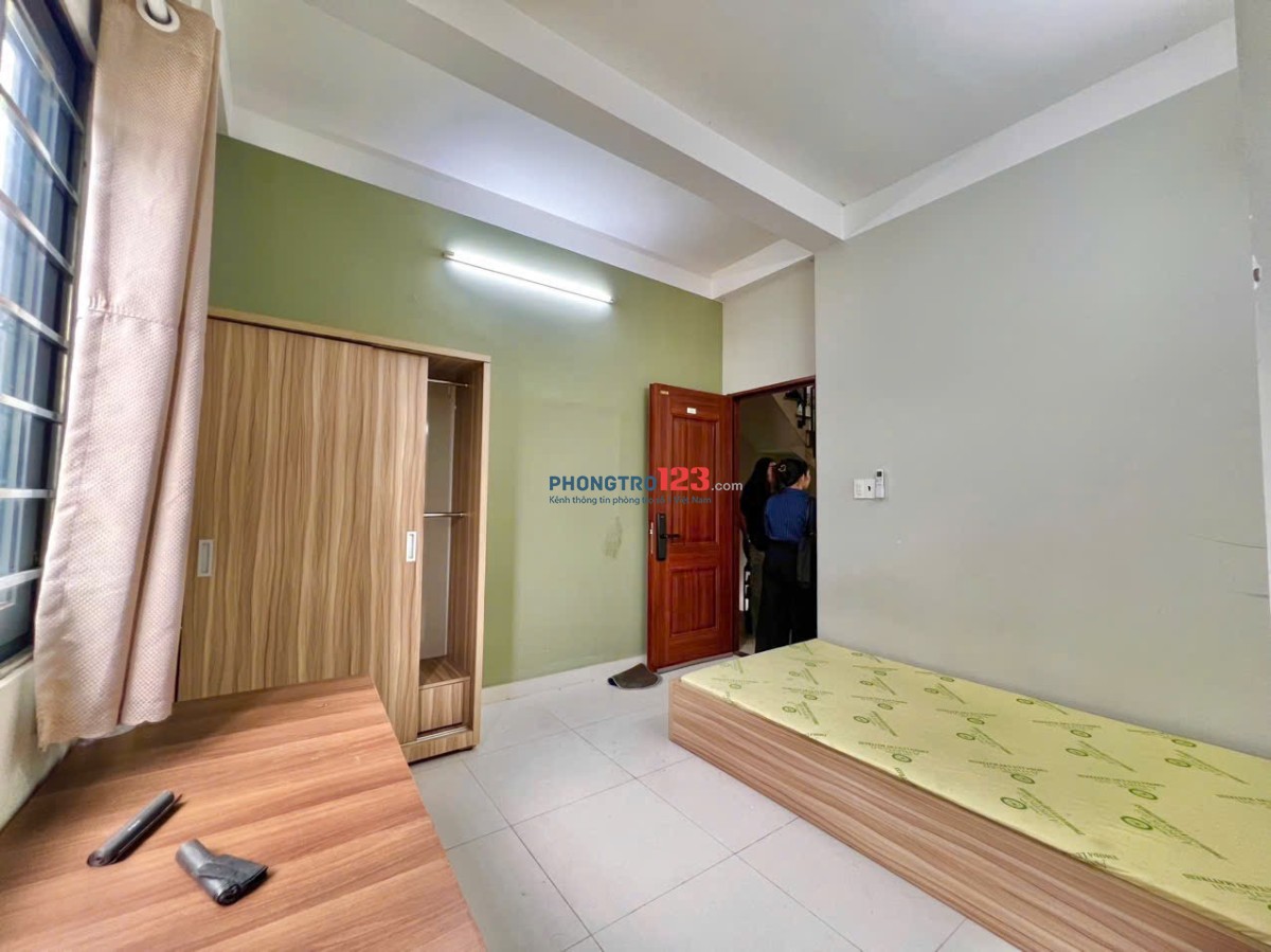 Phòng Full Nội Thất ViewLandmark Sát ĐH HIU, Hutech, UEF, Qua Q1 15p