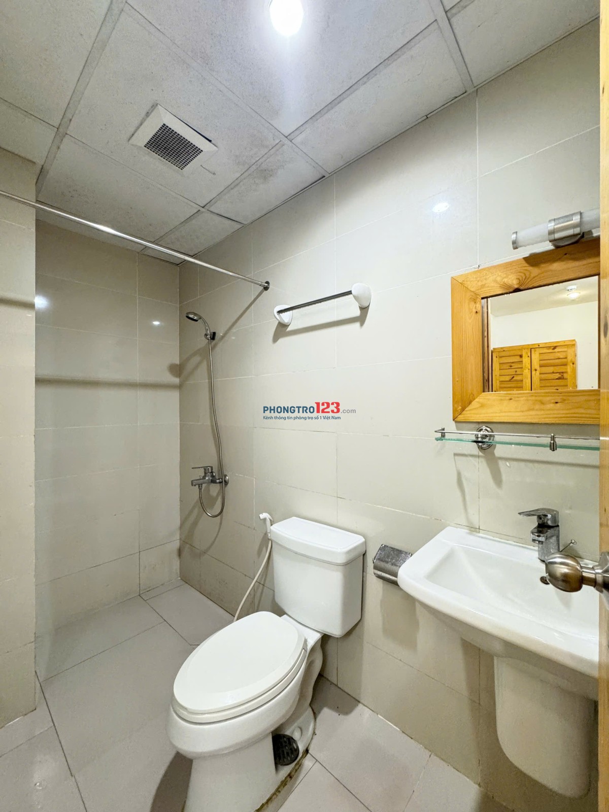 PHÒNG CHO THUÊ ĐẦY ĐỦ TIỆN NGHI, AN NINH LÊ VĂN SỸ QUẬN 3, 2' ĐI ĐH SƯ PHẠM