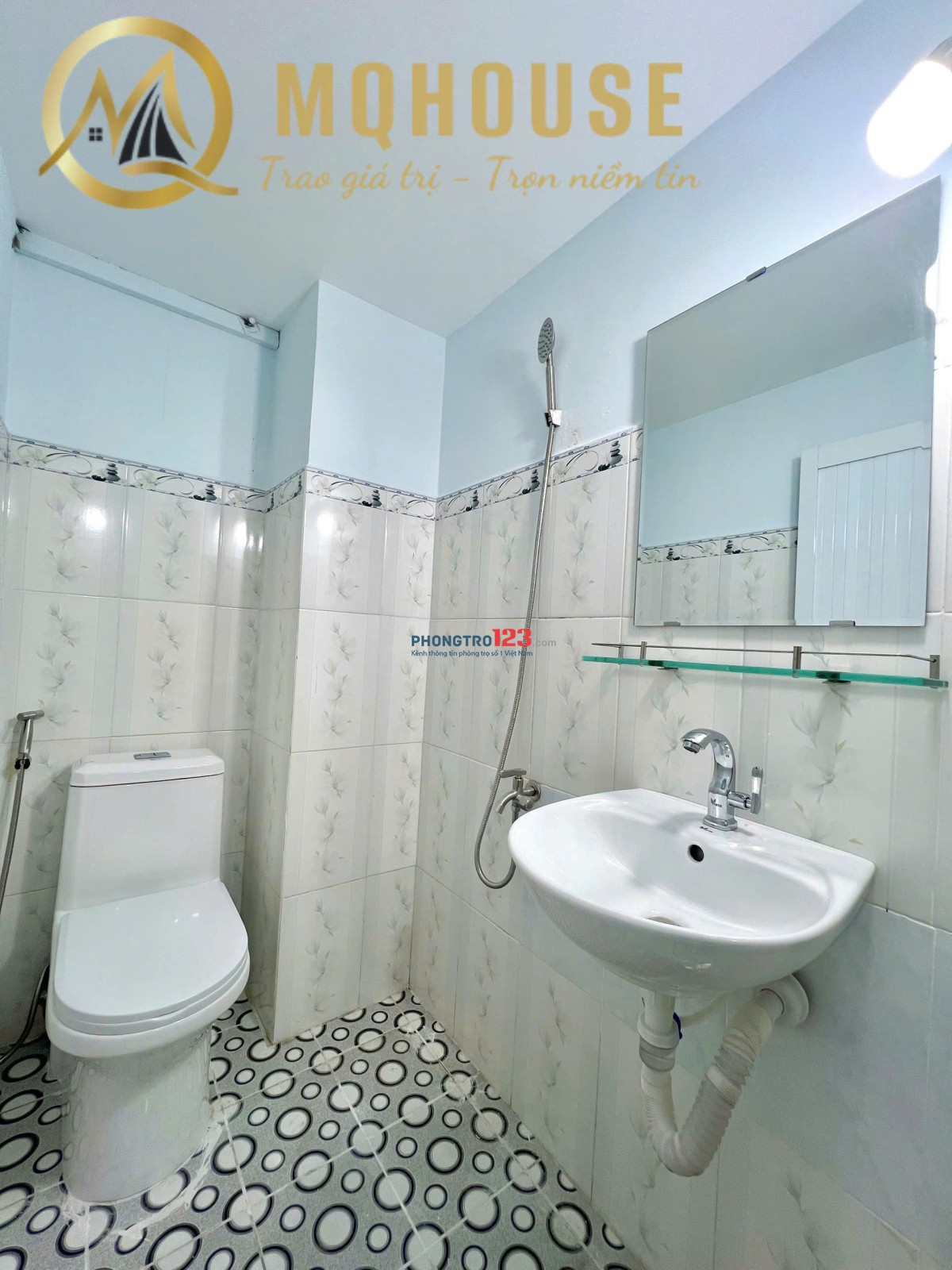DUPLEX BAN CÔNG CÁCH VLU CHỈ 300M