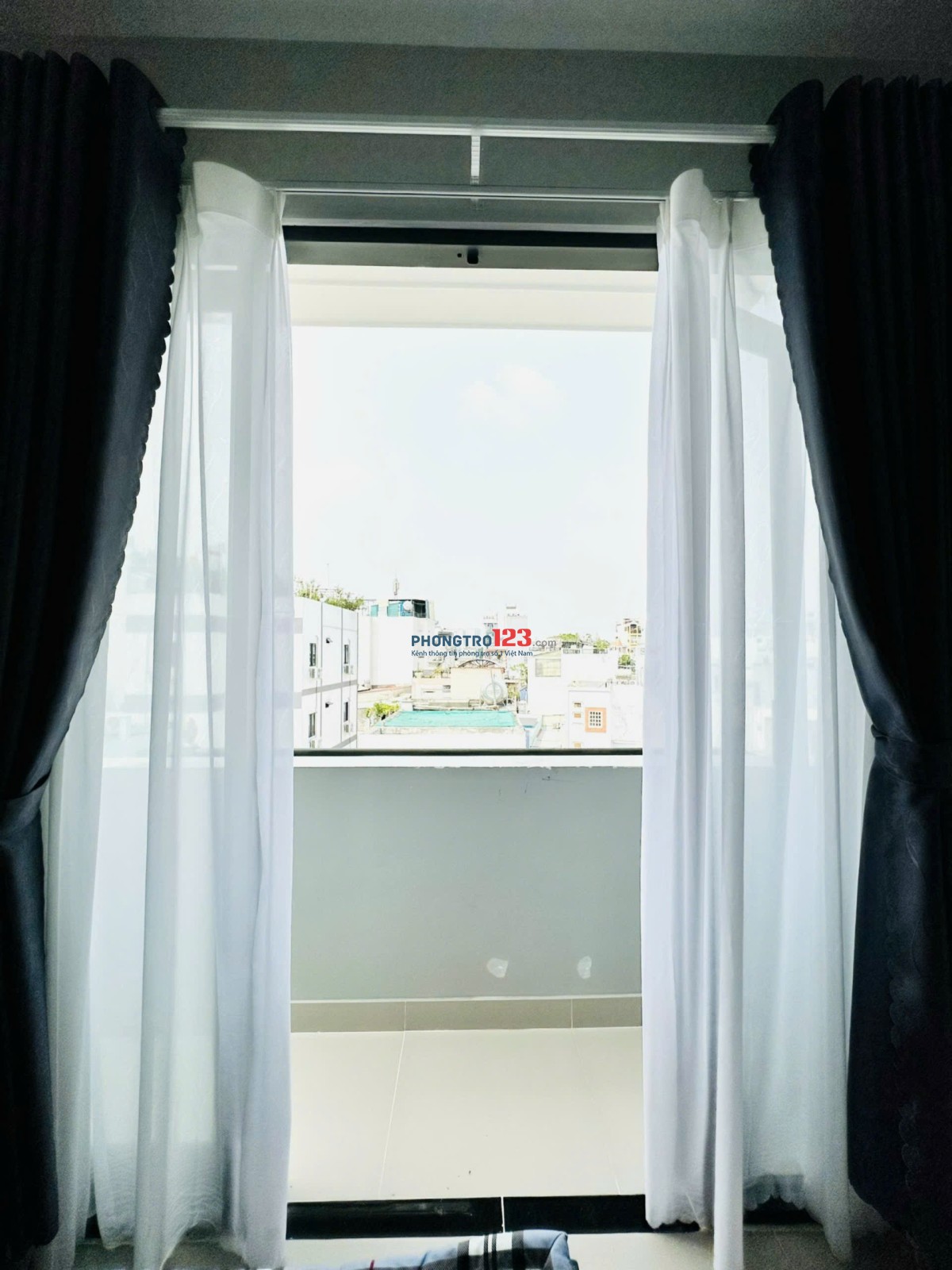 PHÒNG TRỌ FULL NỘI THẤT CỬA SỔ VÀ BAN CÔNG LỚN Ở BÌNH THẠNH GẦN ĐẠI HỌC HUTECH,HỒNG BÀNG,UEF,..