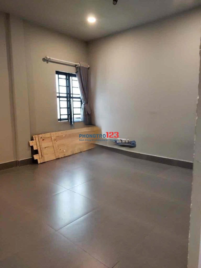Nhà nguyên căn phan văn trị gần cầu đỏ hướng phạm văn đồng