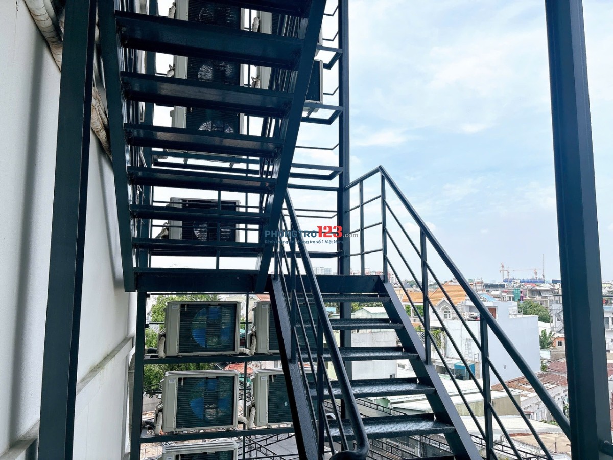 KTX nam mới xây - Ngay ĐH SPKT, ĐH Ngân hàng - Bao trọn gói - Giờ tự do, Bảo vệ 24/24